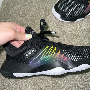Adidas Don Issue 1 basketball shoes